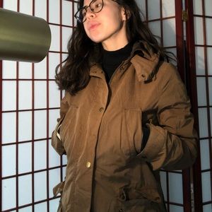 Light winter jacket with zipper and hood